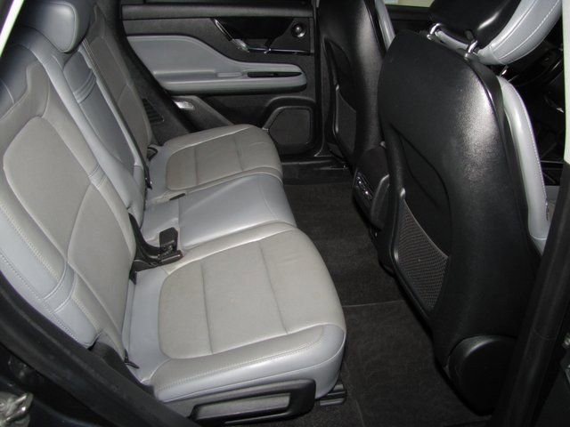 Used 2020 Lincoln Corsair Reserve image 18