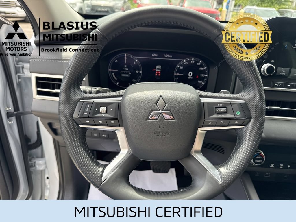 Used 2023 Mitsubishi Outlander 4WD Plug-In Hybrid image 24