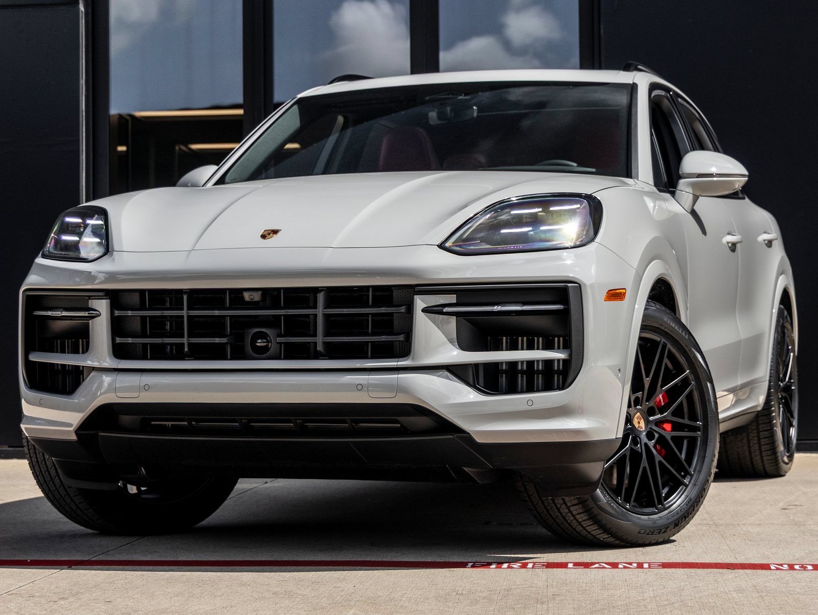 New 2026 Porsche Cayenne S AWD/4WD image 1