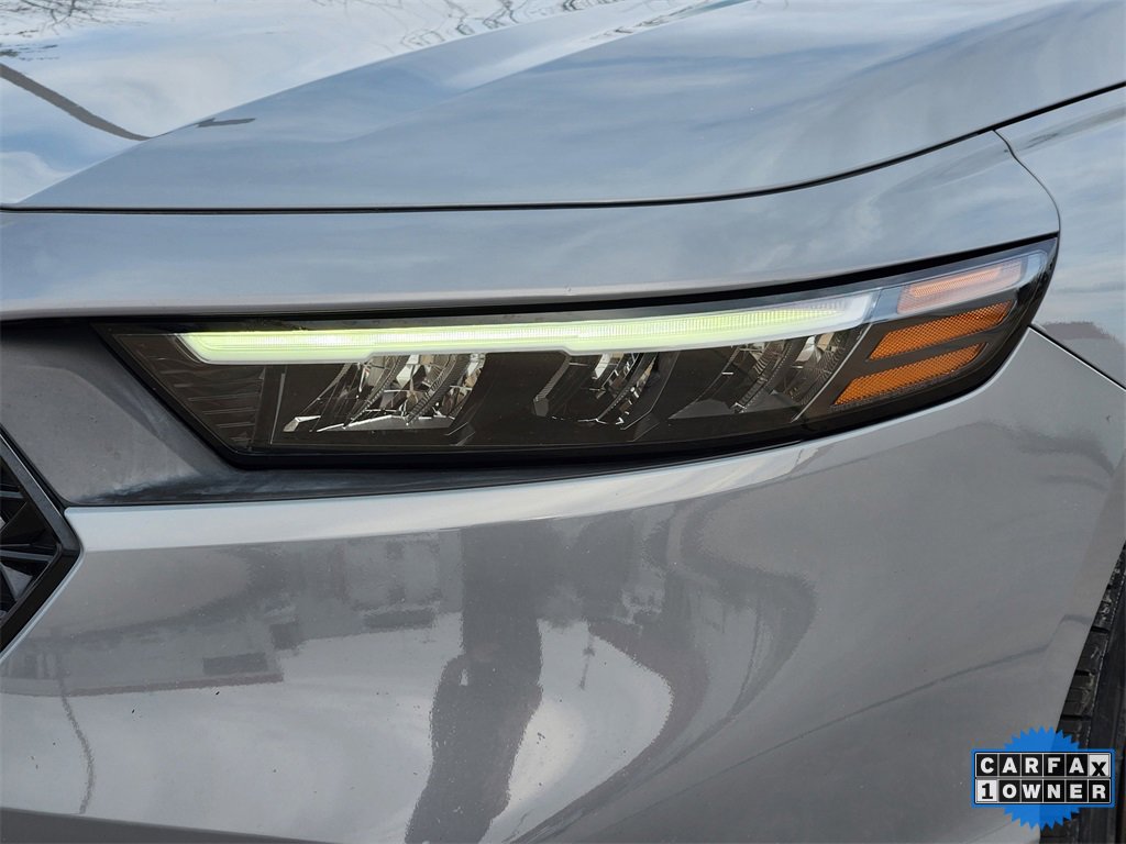 Used 2023 Honda Accord Sport image 9