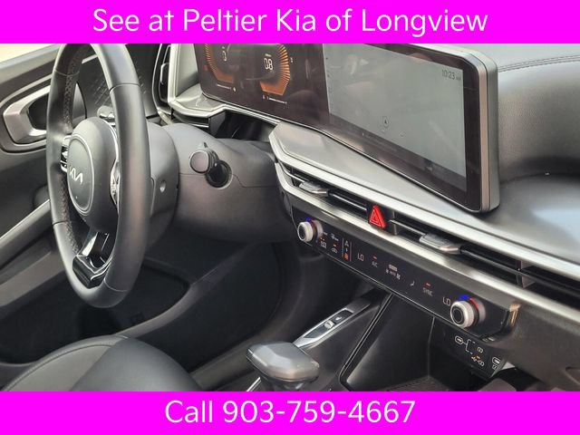Certified 2025 Kia Sorento S FWD image 11