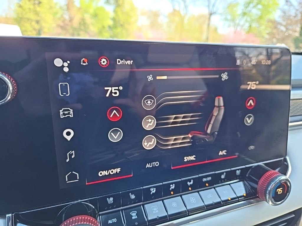 Used 2023 GMC Canyon AT4X image 34