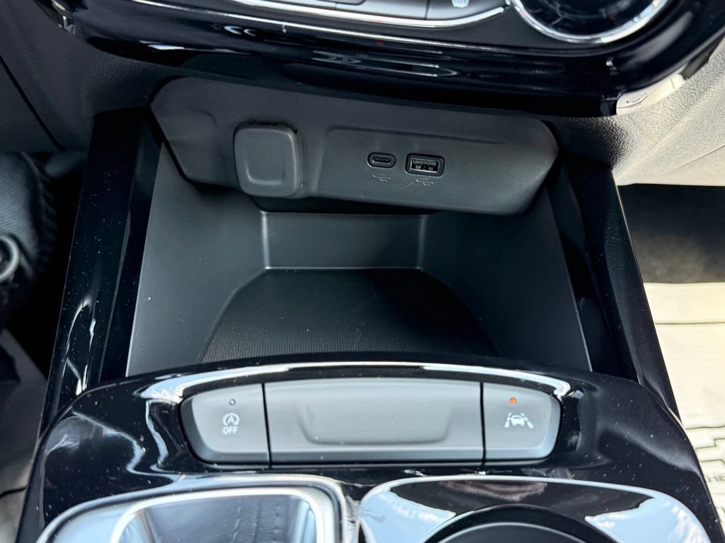 New 2026 Chevrolet Trax LT w/ LT Convenience Package FWD image 52