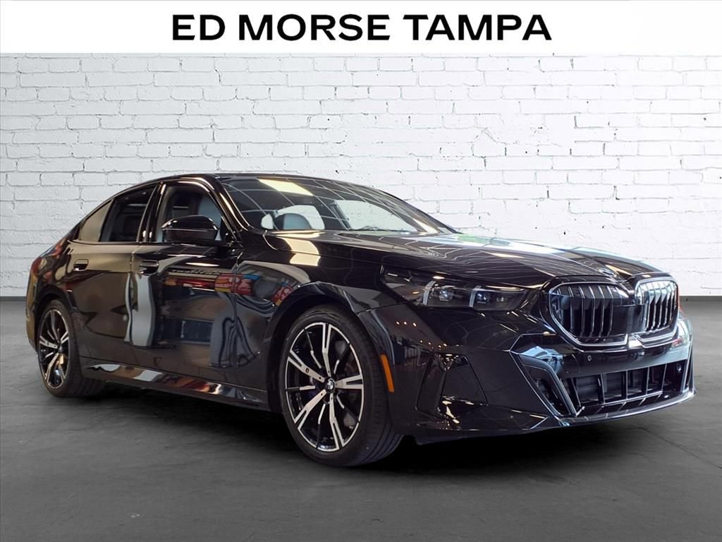 Used 2024 BMW 540i xDrive w/ Executive Package AWD/4WD image 5