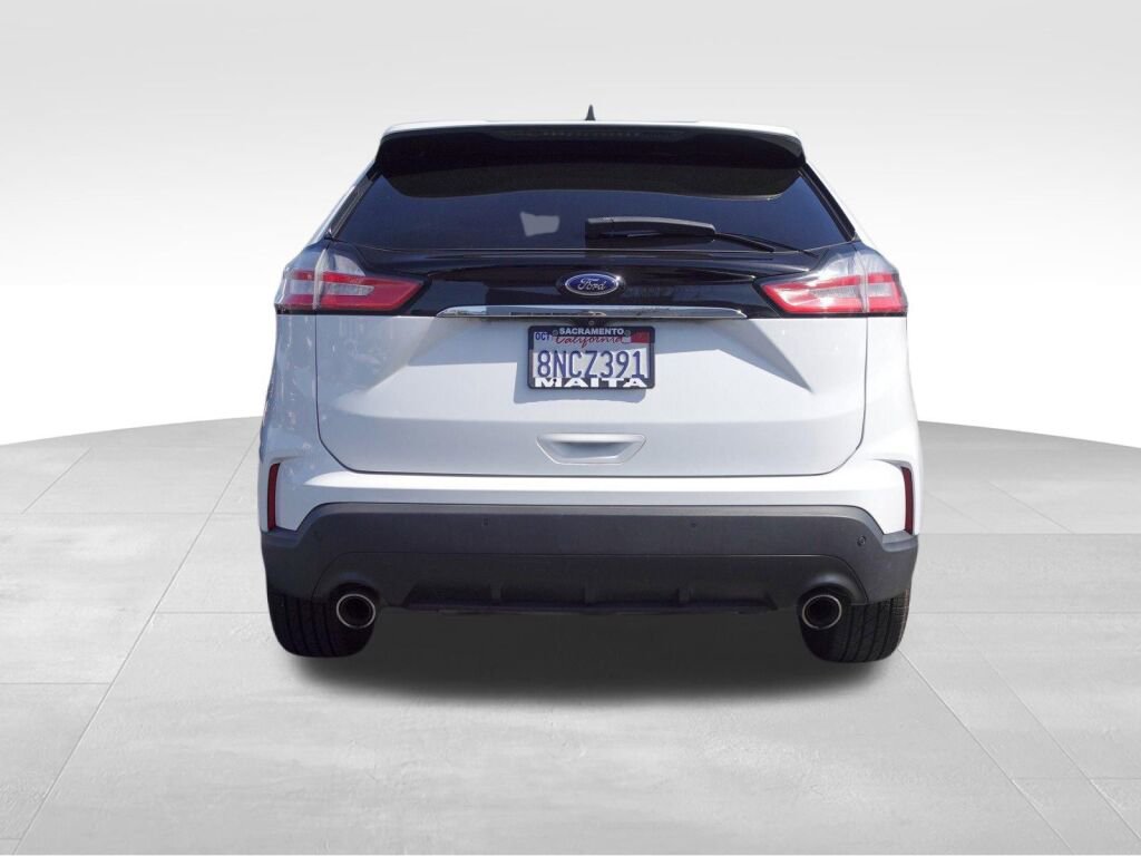 Used 2019 Ford Edge SE w/ SE Fleet Driver's Package image 4