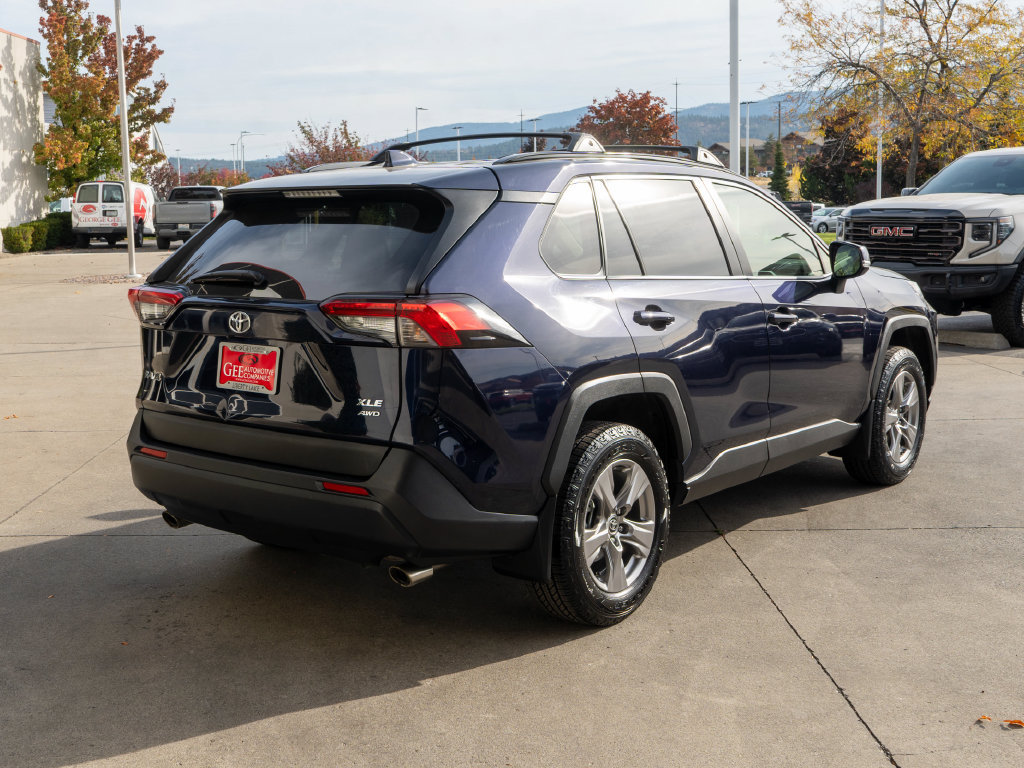 Used 2023 Toyota RAV4 XLE w/ Convenience Package AWD/4WD image 7