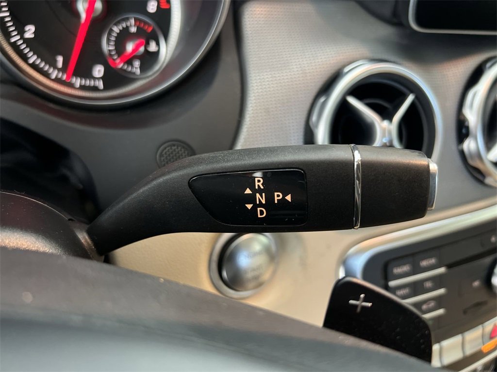 Used 2018 Mercedes-Benz GLA 250 image 15