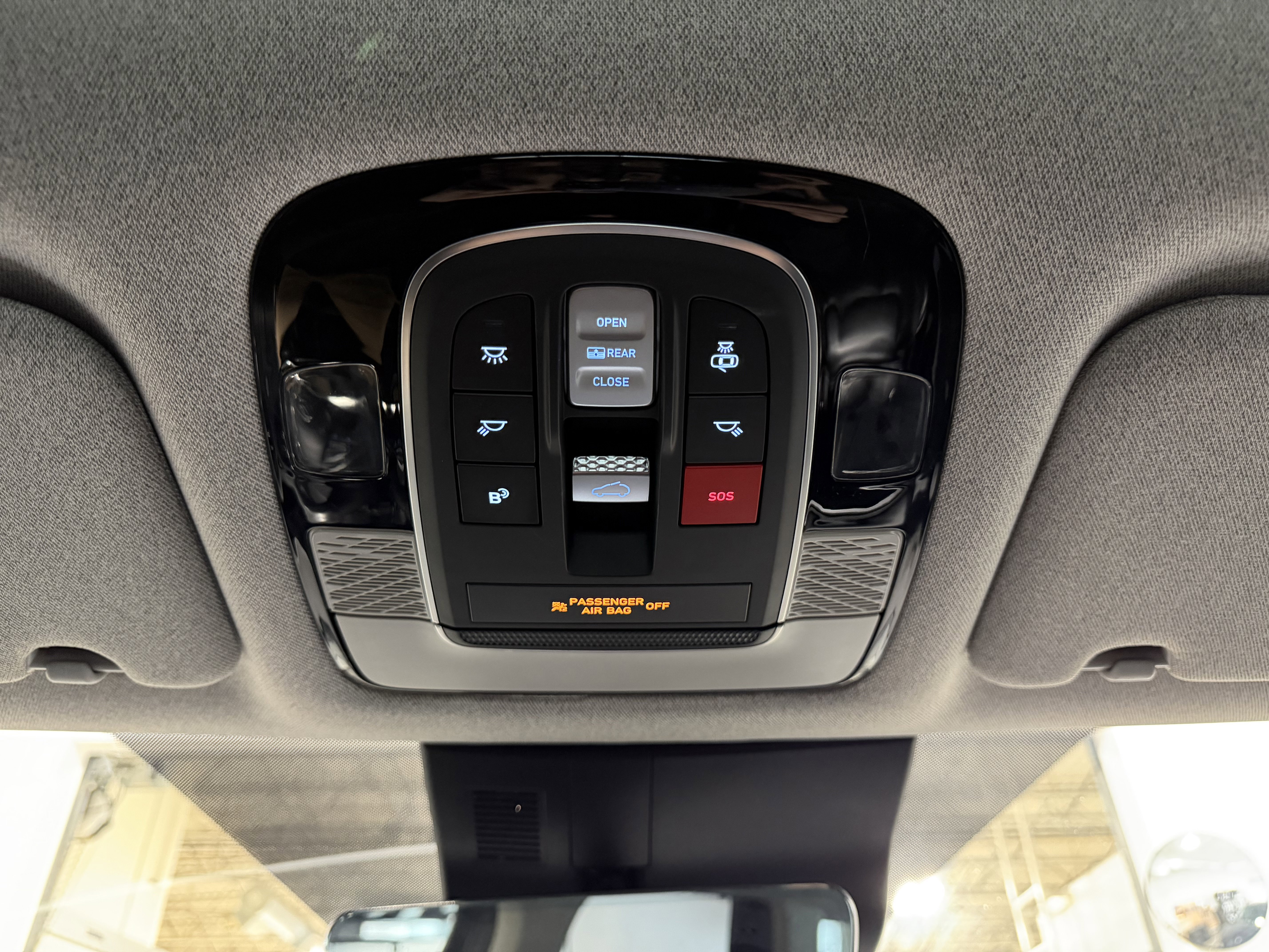 Used 2023 Hyundai Palisade Limited FWD image 18