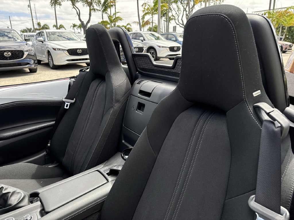 New 2026 MAZDA MX-5 Miata Club w/ Interior Package RWD image 40