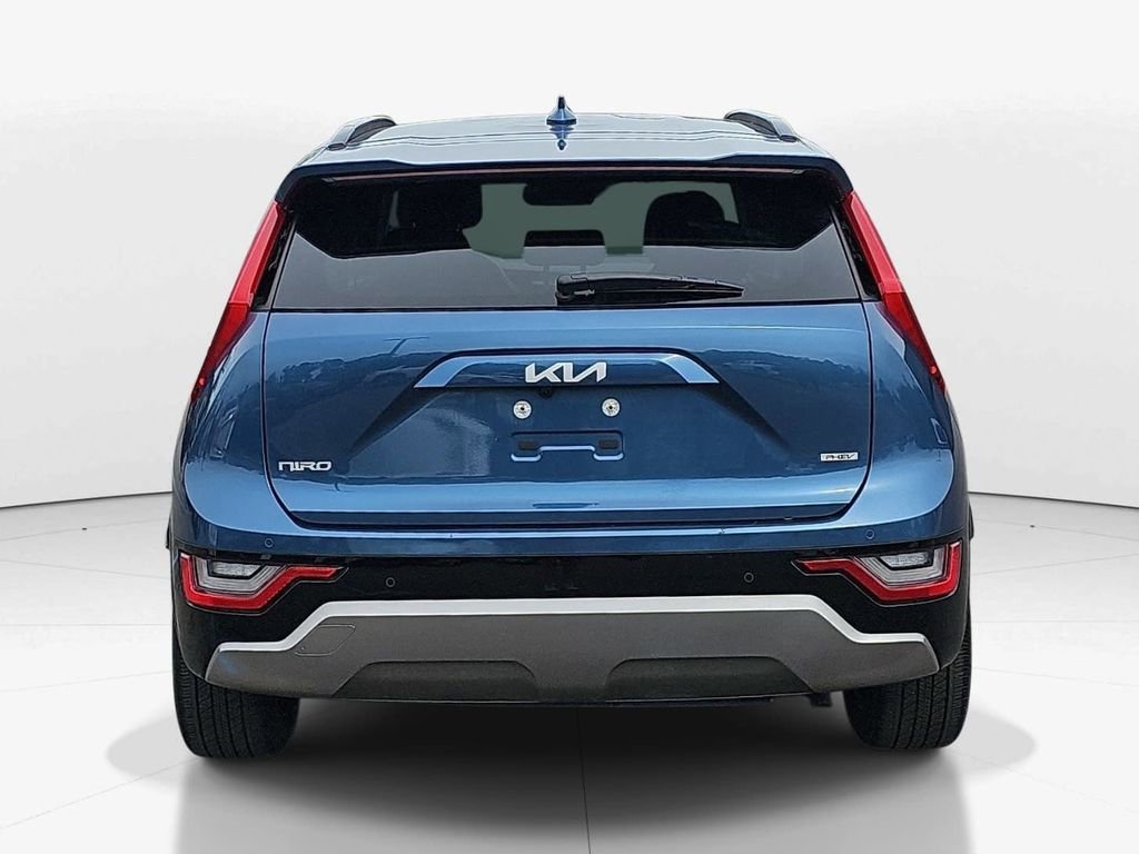 Used 2023 Kia Niro SX Touring FWD image 6