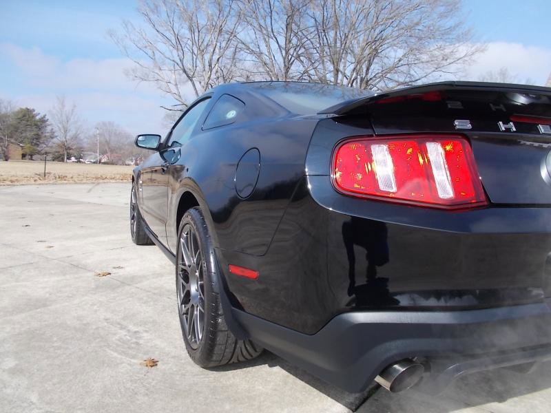Used 2011 Ford Mustang Shelby GT500 w/ SVT Performance Pkg image 6