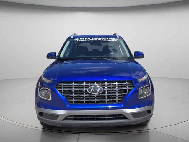 Certified 2025 Hyundai Venue SEL FWD image 5