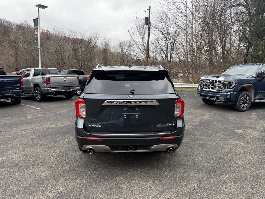 Used 2022 Ford Explorer Limited w/ Equipment Group 301A image 4