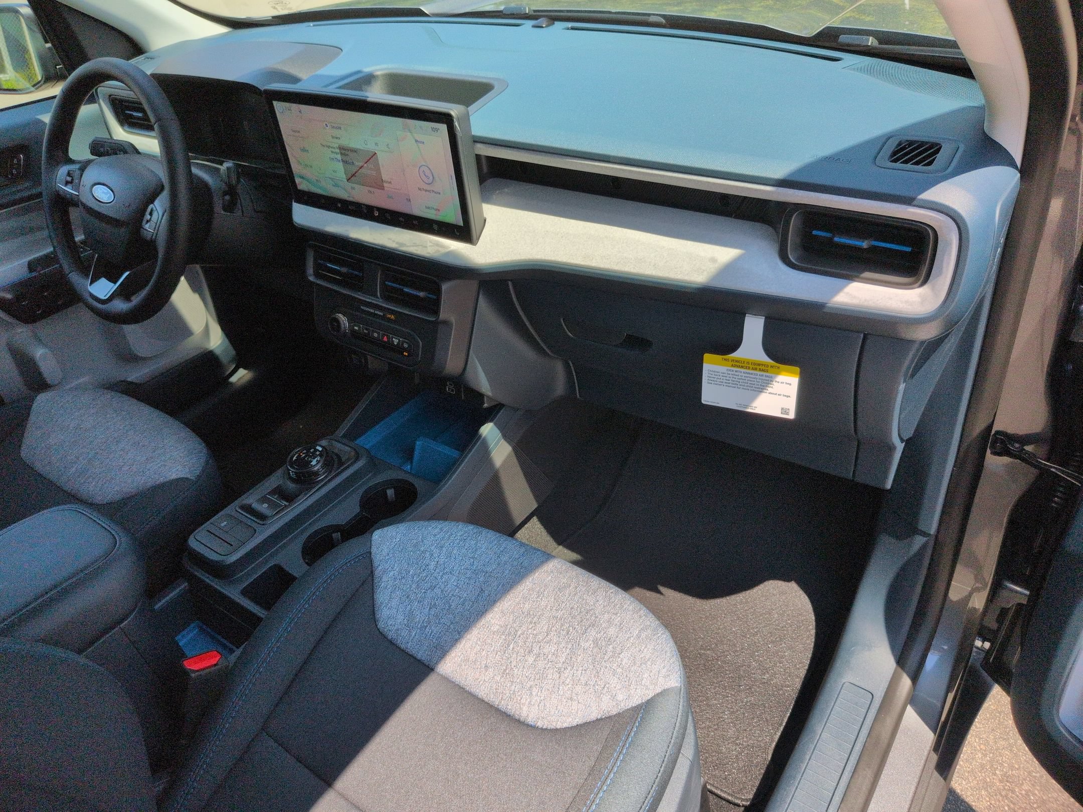 New 2026 Ford Maverick XLT w/ XLT Luxury Package FWD image 33
