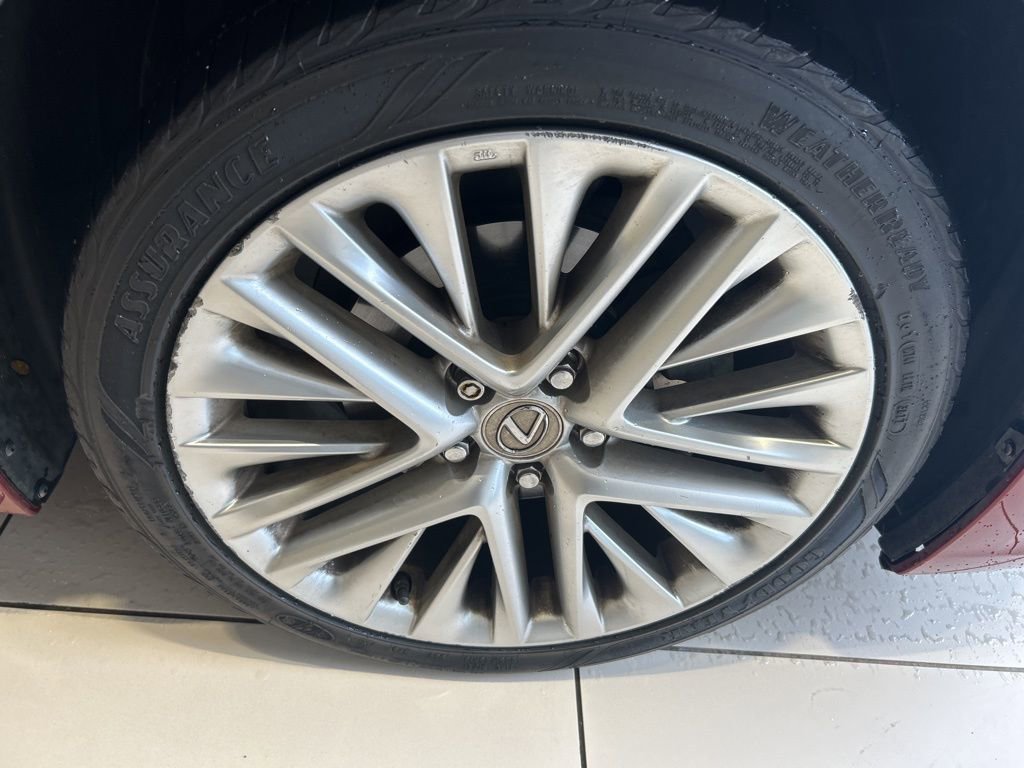 Used 2015 Lexus ES 350 w/ Ultra Luxury Package image 25