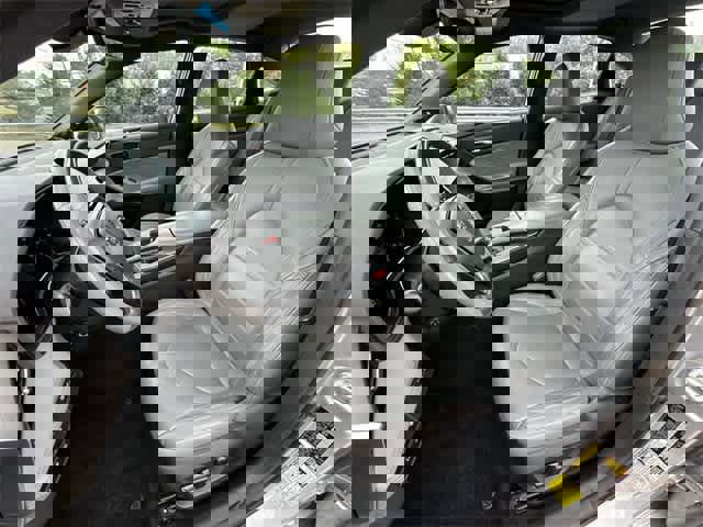 Used 2021 Toyota Avalon Limited image 18