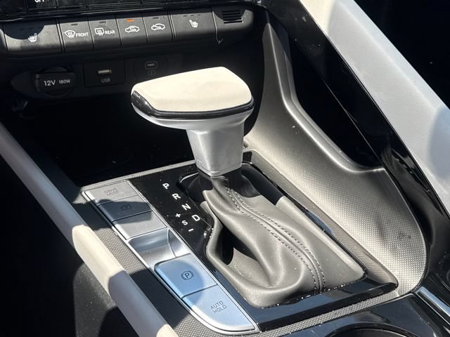 Used 2026 Hyundai Elantra Limited FWD image 15