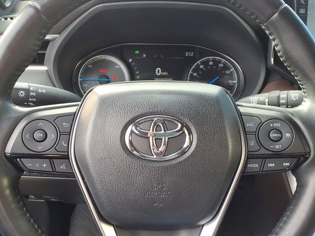 Used 2021 Toyota Venza Limited w/ Carpet Mat Package (TMS) image 29