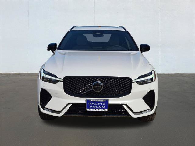 New 2027 Volvo XC60 B5 Plus AWD/4WD image 4
