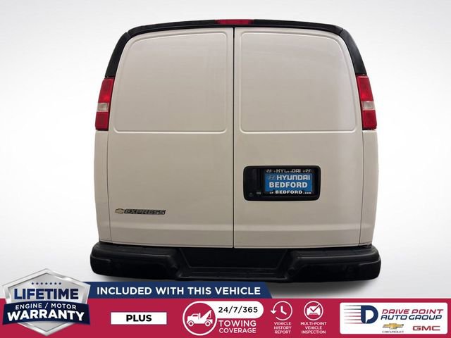 Used 2023 Chevrolet Express 3500 Extended w/ Driver Convenience Package image 7