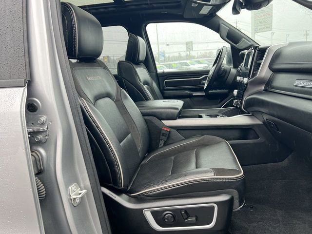 Used 2023 RAM 1500 Laramie AWD/4WD image 19