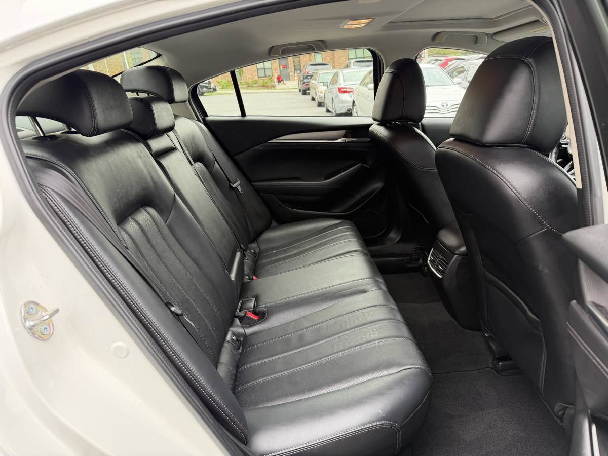 Used 2018 MAZDA MAZDA6 Touring FWD image 12