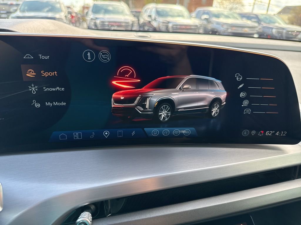 Used 2026 Cadillac Vistiq Platinum w/ LPO, Floor Liner Package AWD/4WD image 31