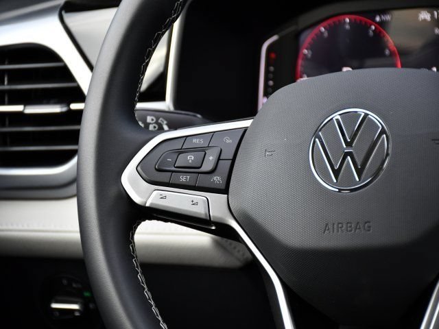 New 2026 Volkswagen Taos SEL AWD/4WD image 24