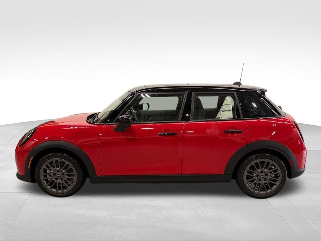 Used 2026 MINI Cooper 4-Door Hardtop FWD image 2