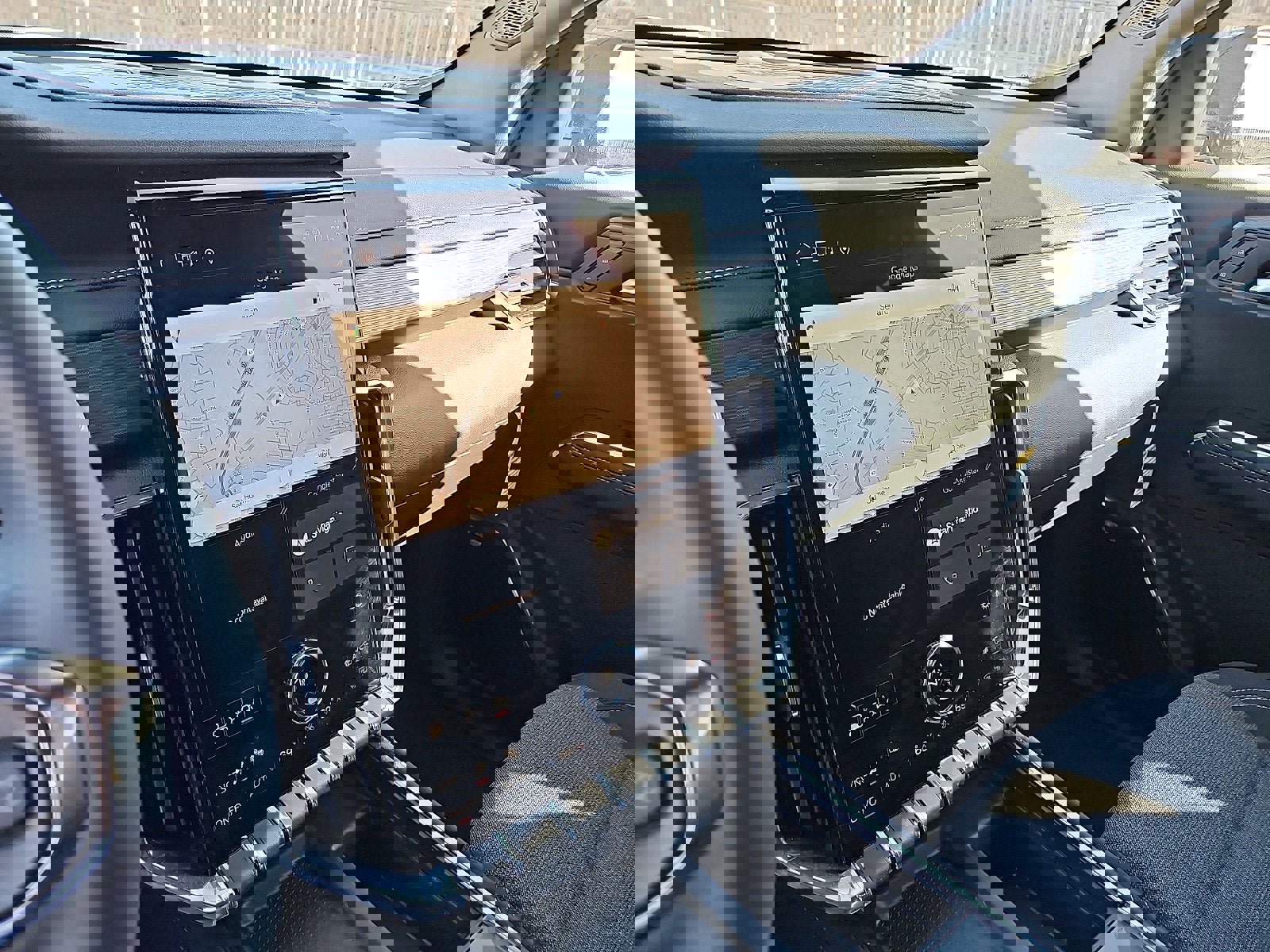 New 2026 GMC Acadia Elevation image 19