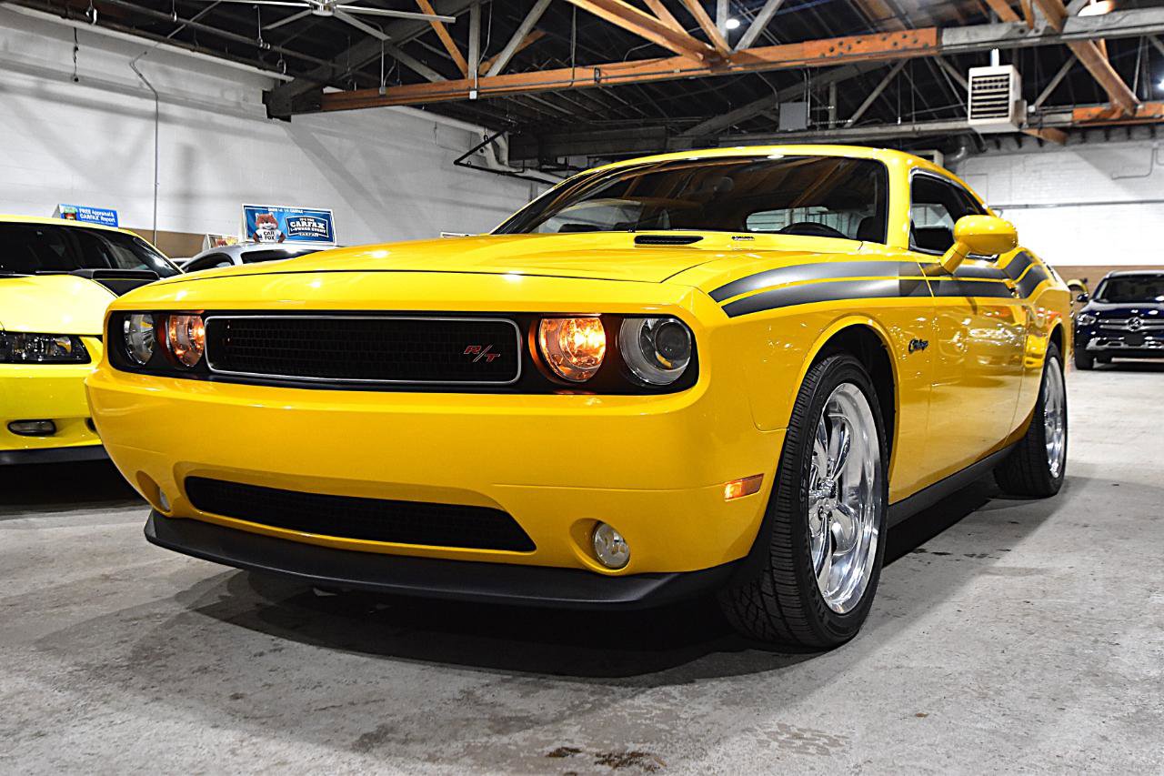 Used 2012 Dodge Challenger R/T image 6
