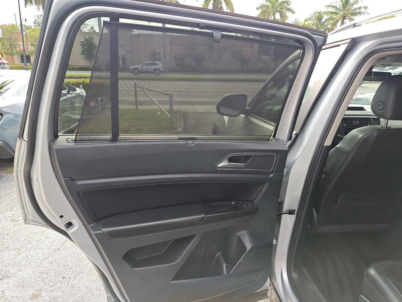 Used 2018 Volkswagen Atlas SE FWD image 37