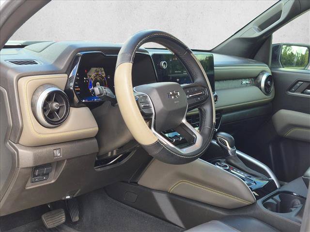 Used 2024 Chevrolet Colorado ZR2 w/ Safety Package AWD/4WD image 2