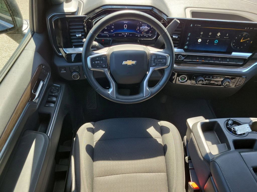 Used 2024 Chevrolet Silverado 1500 LT AWD/4WD image 15