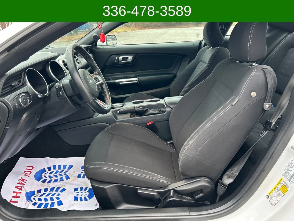 Used 2021 Ford Mustang EcoBoost image 9