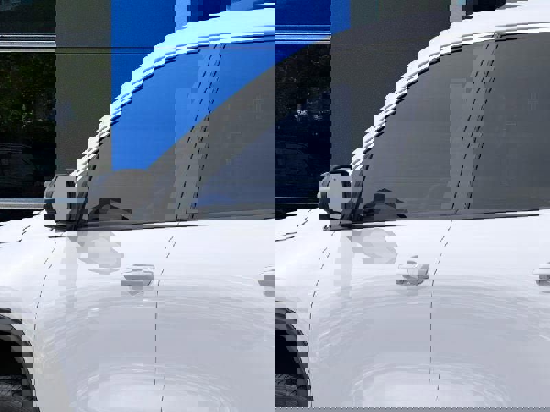 New 2026 Chevrolet Traverse LT w/ LPO, Floor Liner Package image 12