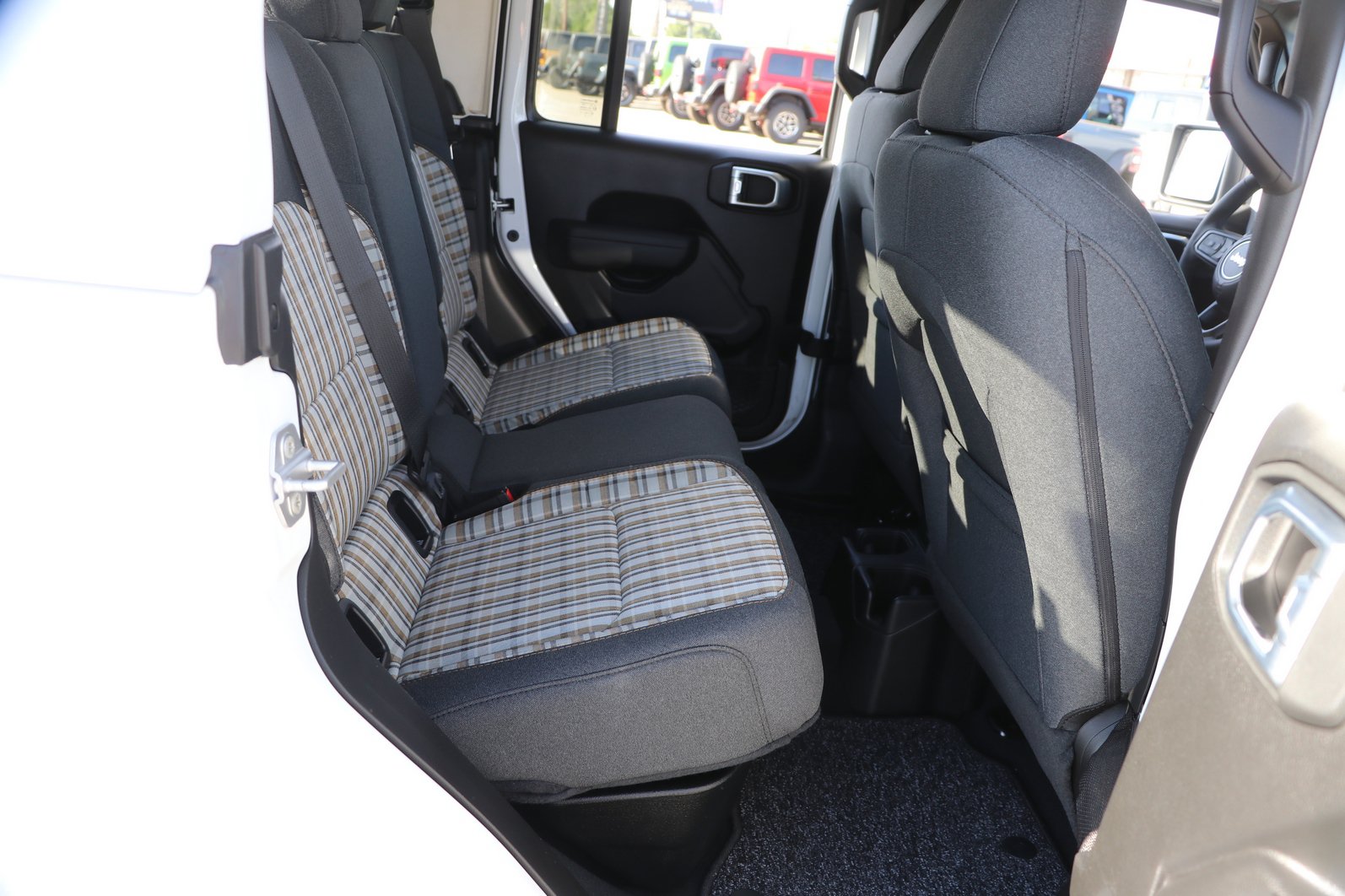New 2026 Jeep Gladiator Mojave AWD/4WD image 29
