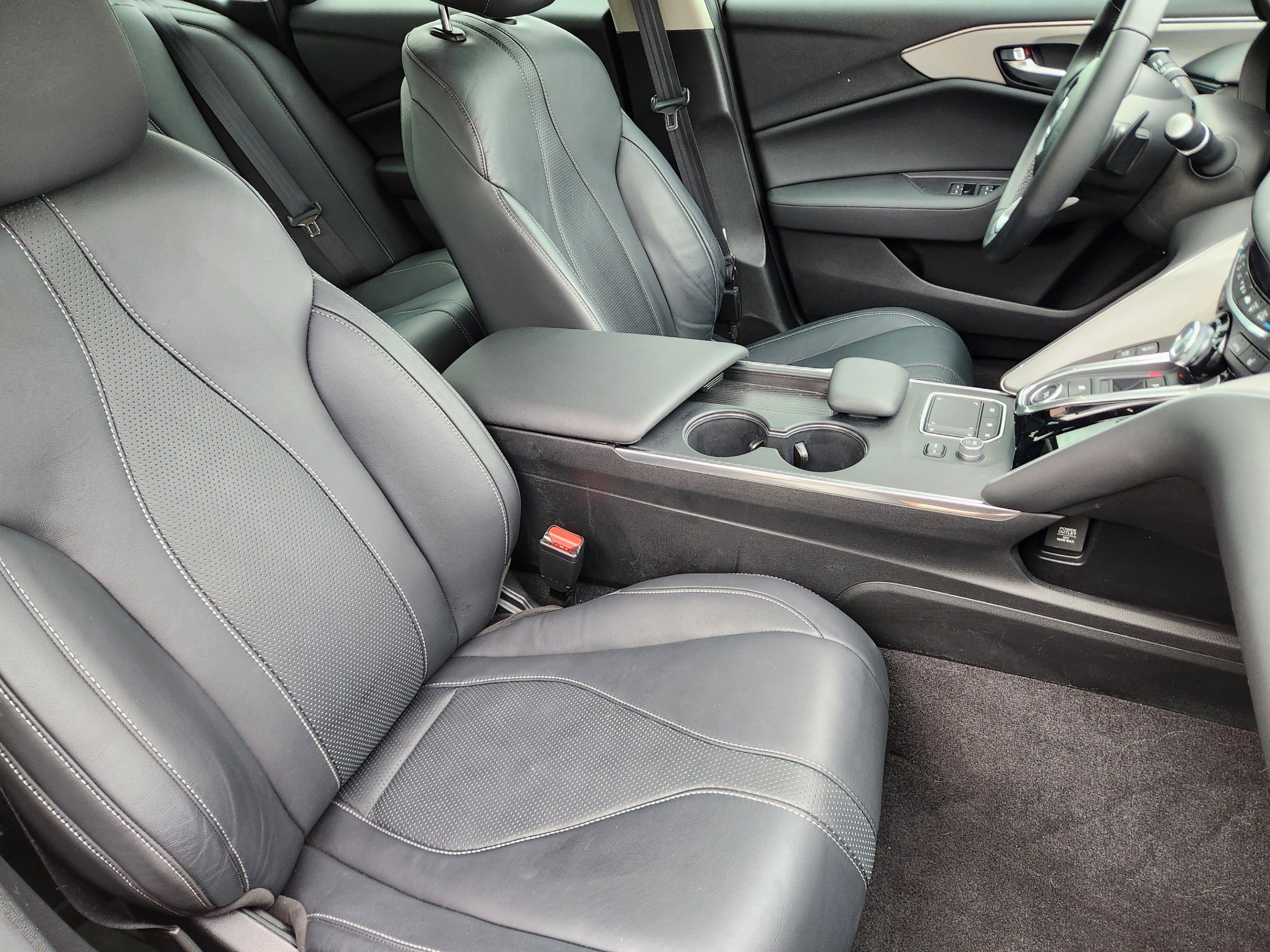 Used 2023 Acura TLX w/ Technology Package FWD image 7