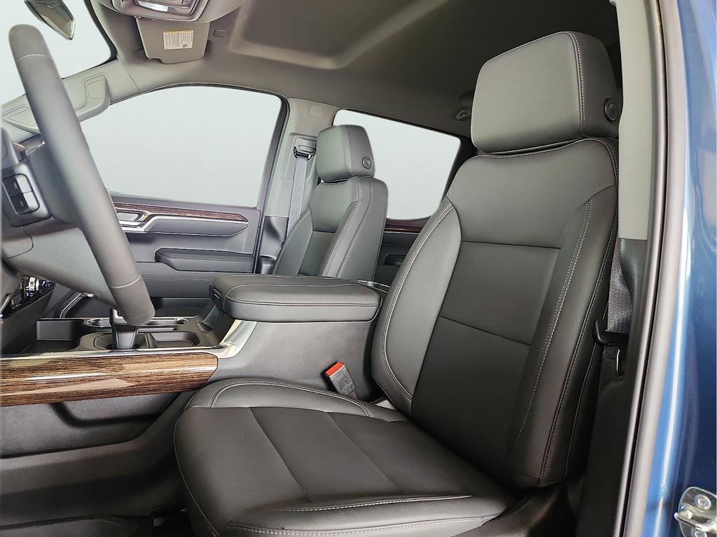 New 2026 GMC Sierra 1500 Elevation w/ Elevation Premium Package RWD image 17