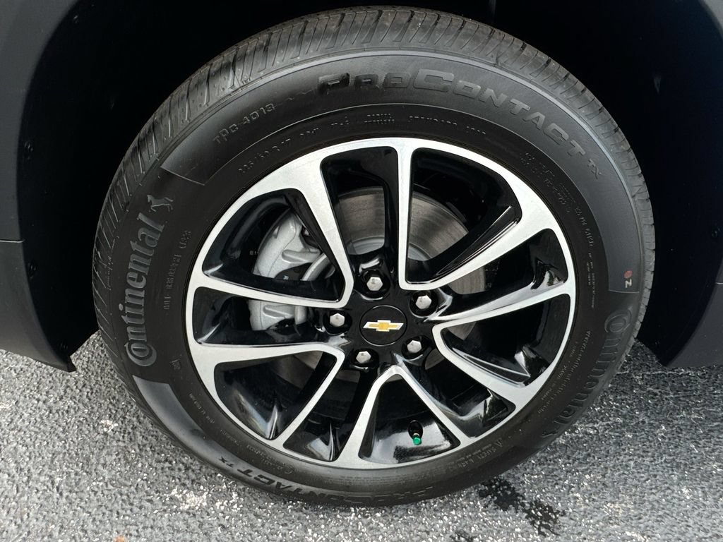 New 2026 Chevrolet TrailBlazer LT w/ LT Cold Weather Package FWD image 12