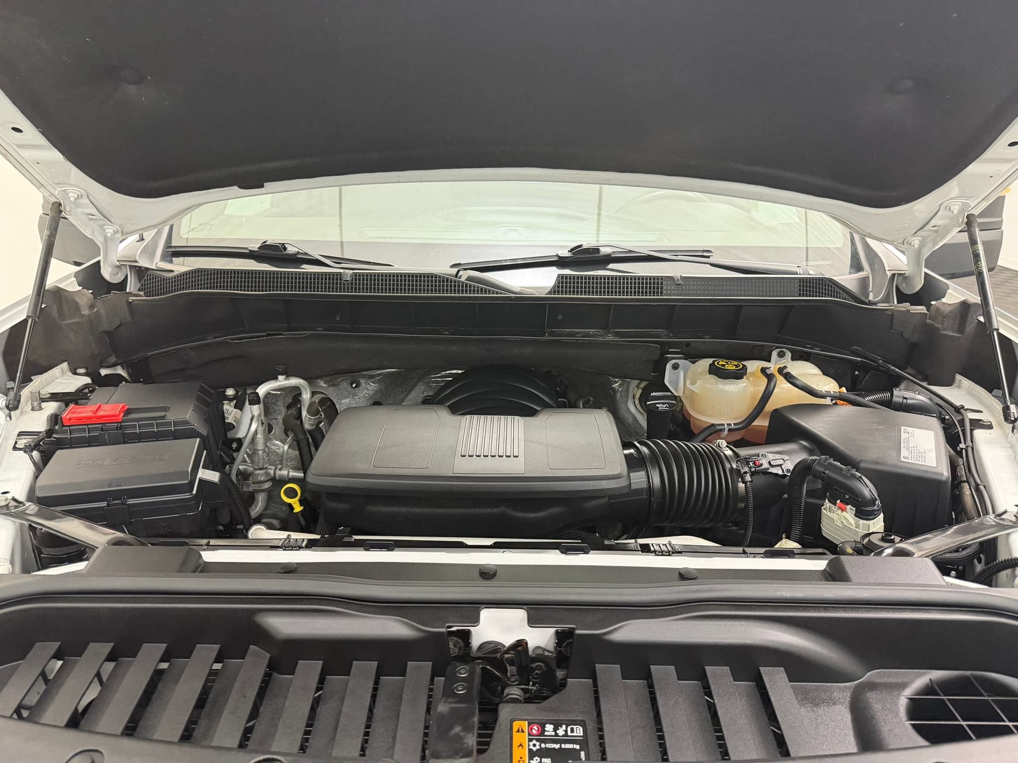 Used 2021 Chevrolet Silverado 1500 LT AWD/4WD image 33