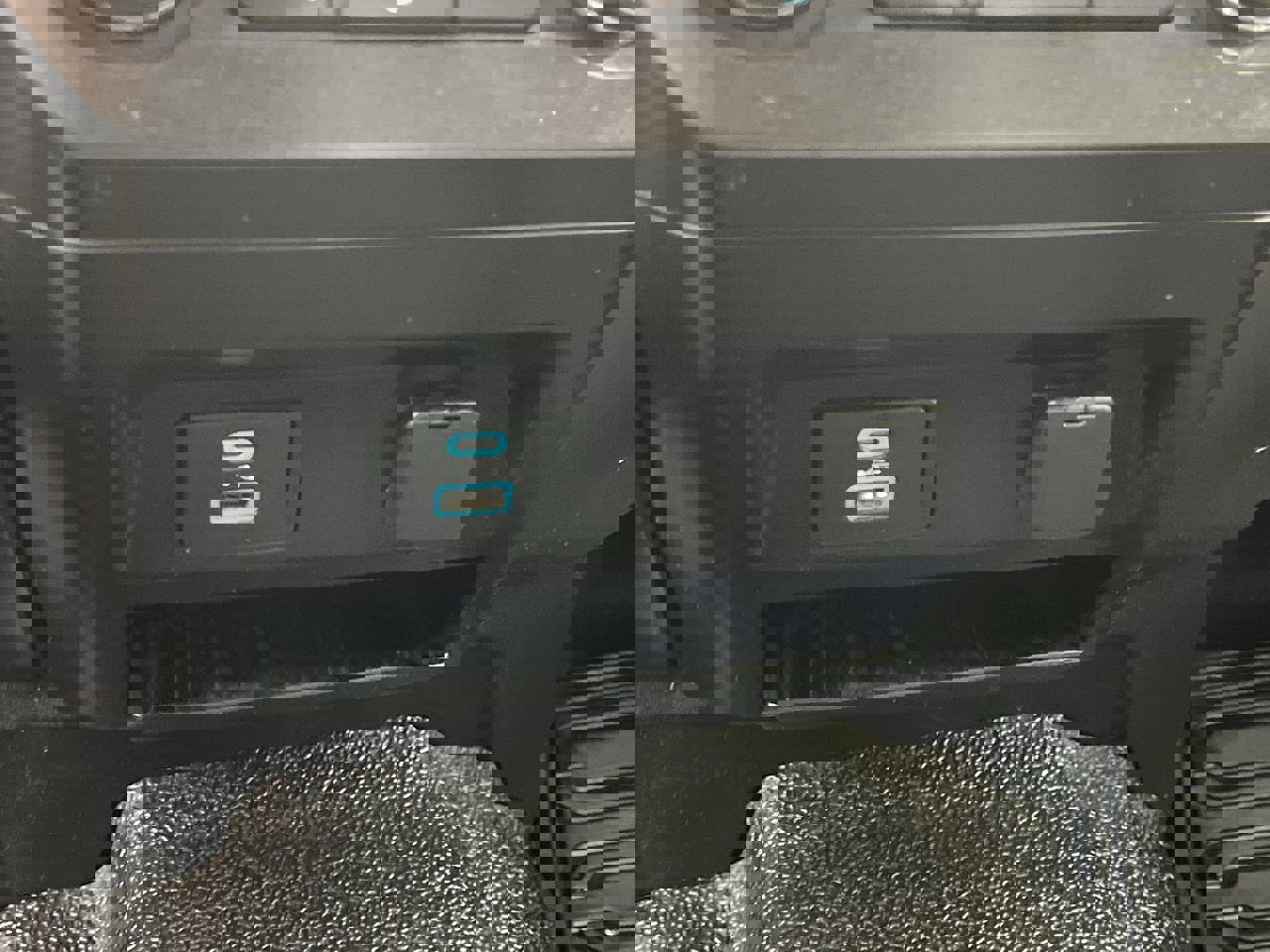 Certified 2020 Ford F250 XLT w/ XLT Value Package image 24