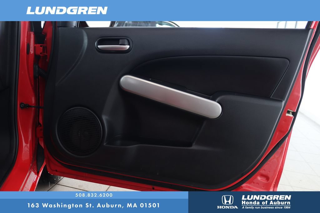 Used 2013 MAZDA MAZDA2 Sport FWD image 14