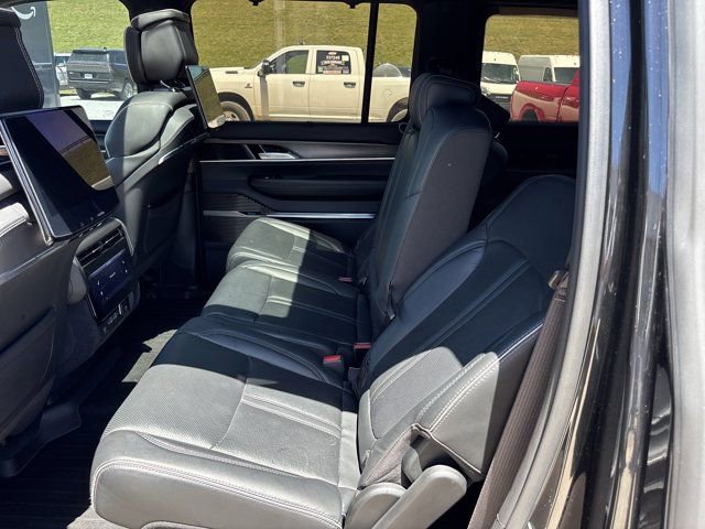 Used 2024 Jeep Grand Wagoneer Series II w/ Quick Order Packagew 28T AWD/4WD image 13