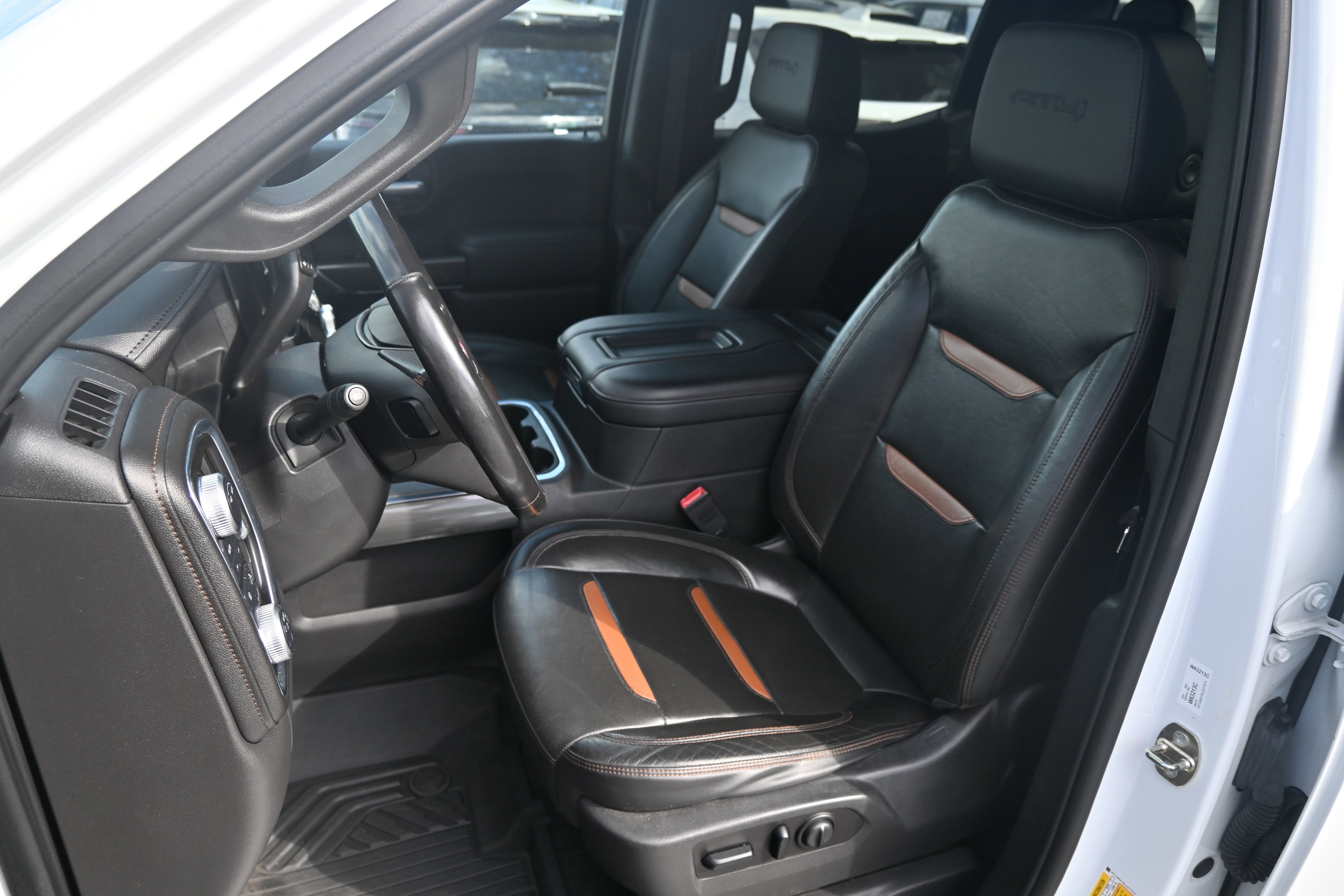 Used 2020 GMC Sierra 1500 AT4 w/ AT4 Premium Package image 7