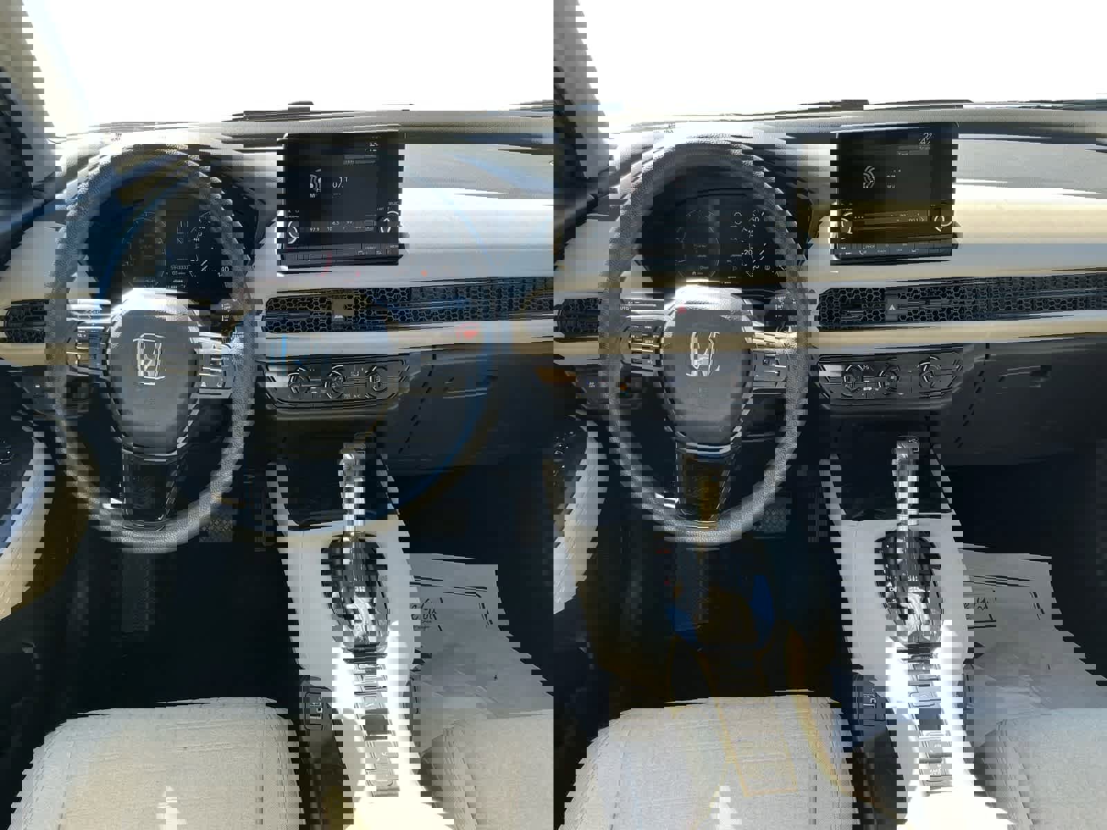 Used 2023 Honda HR-V LX image 10