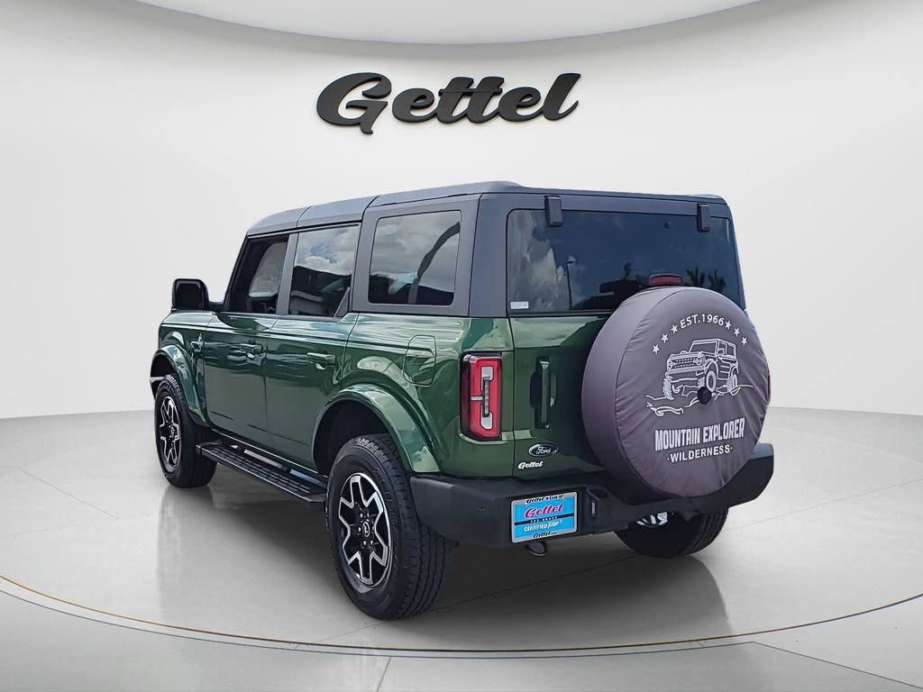 Used 2024 Ford Bronco Outer Banks image 2