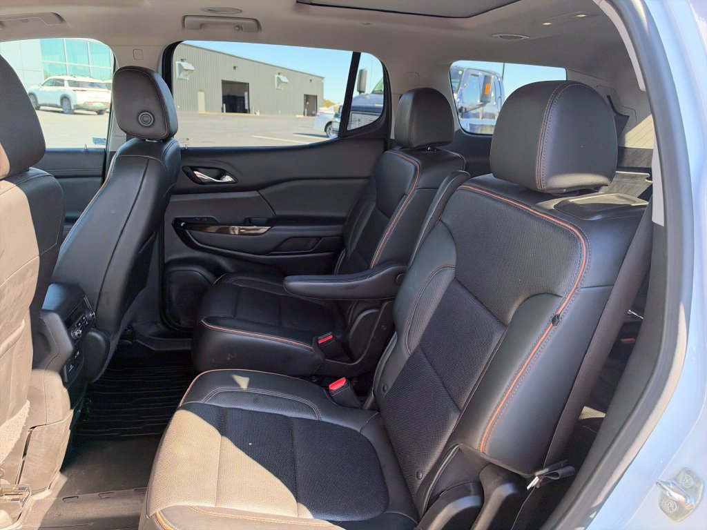 Used 2022 GMC Acadia AT4 w/ GMC Pro Grade Package AWD/4WD image 14