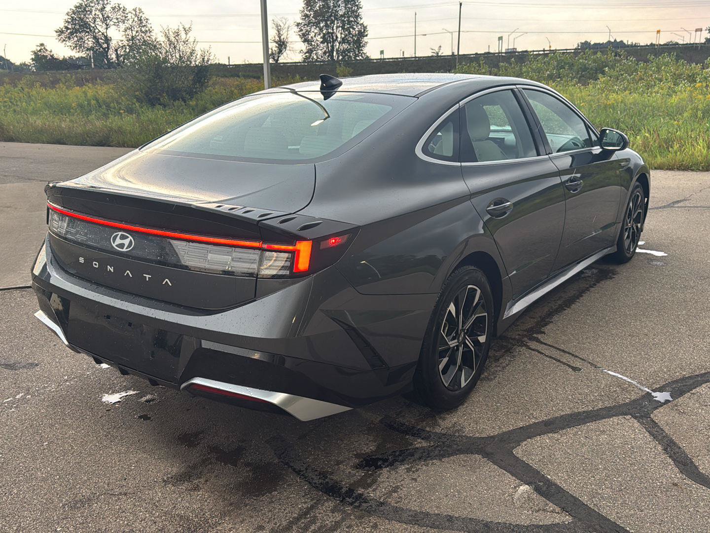 Used 2025 Hyundai Sonata SEL FWD image 5