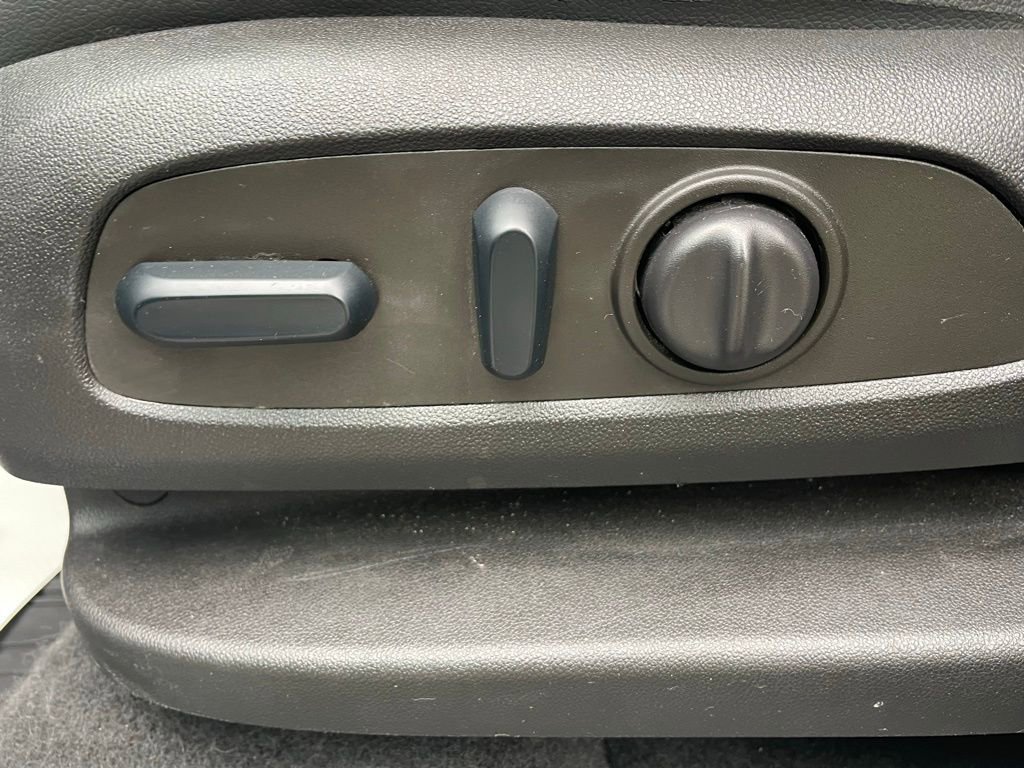 Certified 2022 Chevrolet Equinox Premier image 30